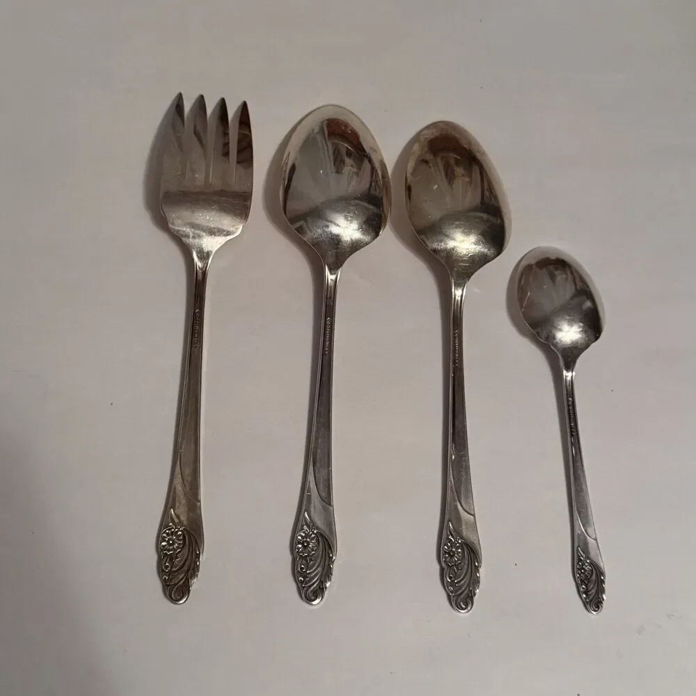 Community Stainless Set of 4 Spoons And Fork Style Classic